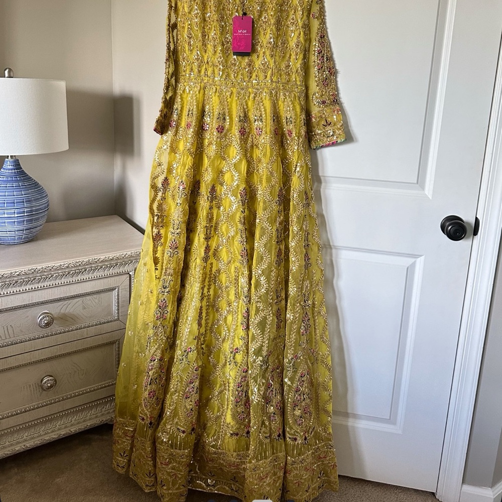 Maryam And Maria Authentic Pakistani Designer View 2